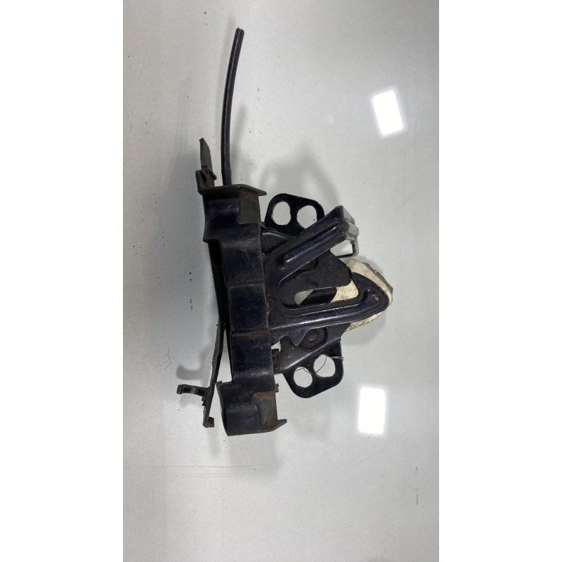 Fermeture de capot HYUNDAI I 10 1 Photo n°3