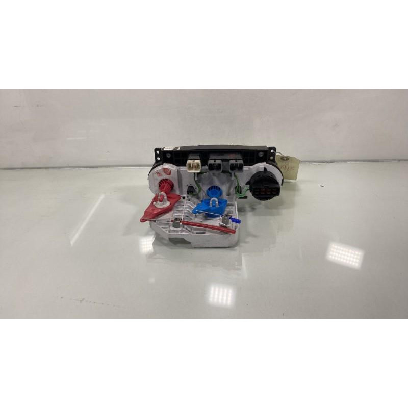 Commande chauffage HYUNDAI I 10 1 Photo n°2