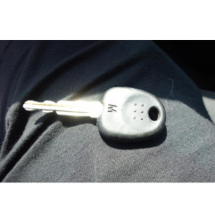 Serrure avant droit HYUNDAI I 10 1