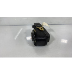 Pretensionneur de ceinture avant gauche VOLKSWAGEN PASSAT 4