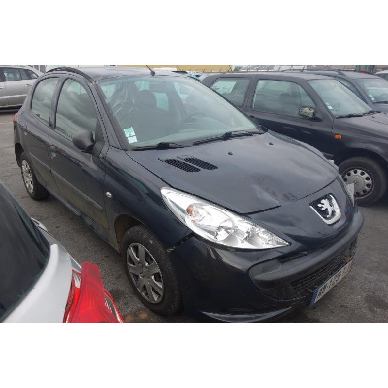 Attache ceinture arriere droit PEUGEOT 206+ Photo n°5