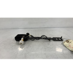 Attache ceinture avant droit PEUGEOT 308 1