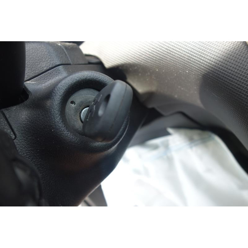 Attache ceinture avant droit PEUGEOT 308 1 Photo n°12