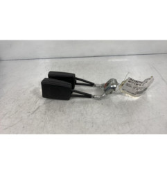 Attache ceinture arriere gauche SEAT IBIZA 4 Photo n°1