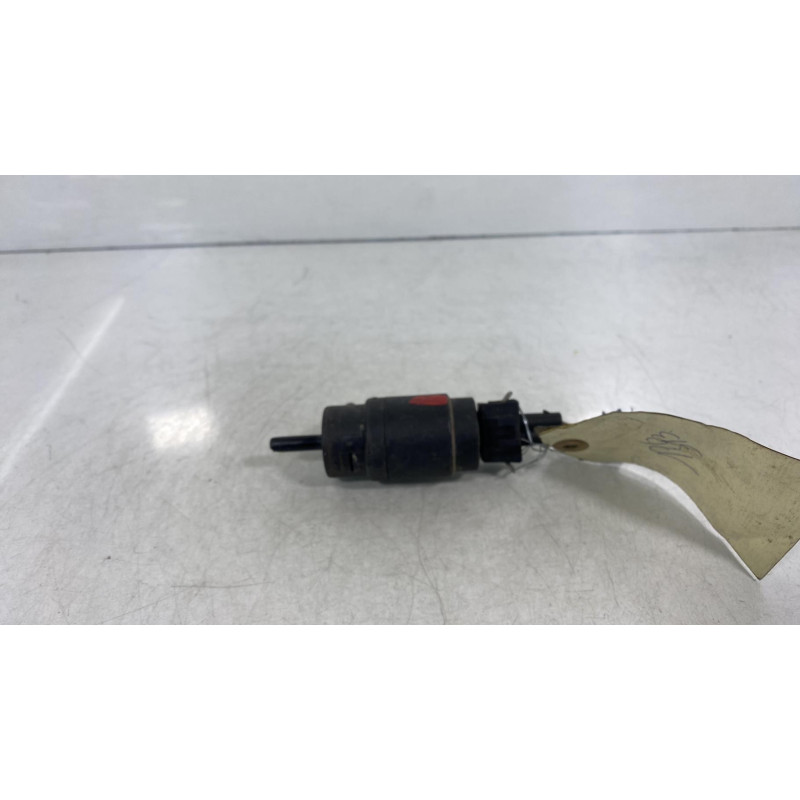 Pompe lave glace avant NISSAN PRIMERA 3 Photo n°1