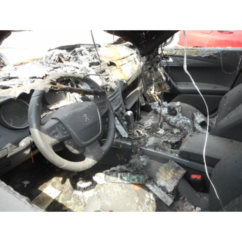 Attache ceinture arriere droit PEUGEOT 508 1 SW Photo n°8