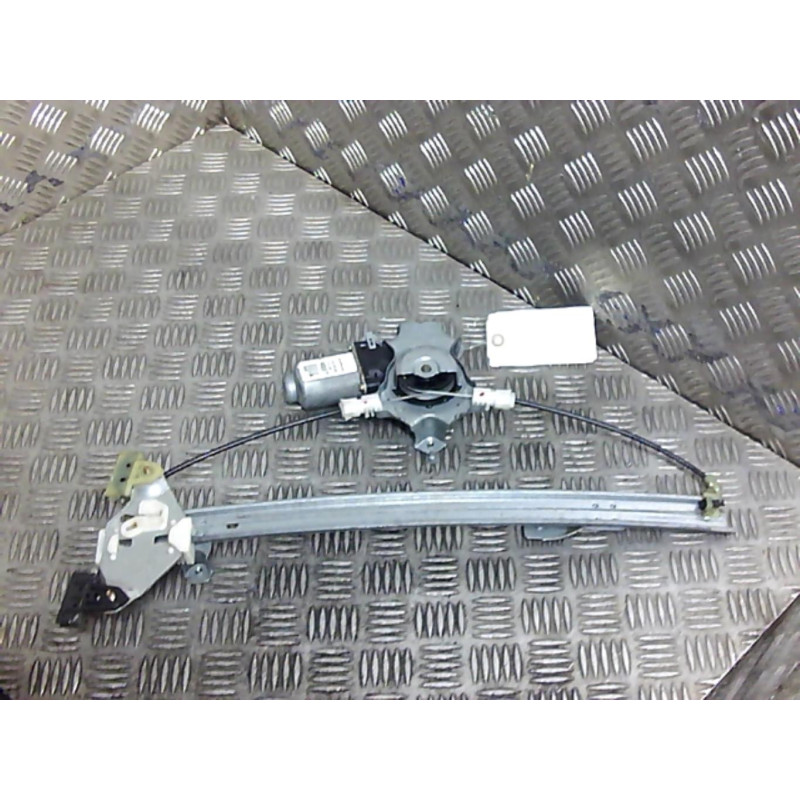 Leve vitre electrique arriere droit NISSAN PRIMERA 4 Photo n°1