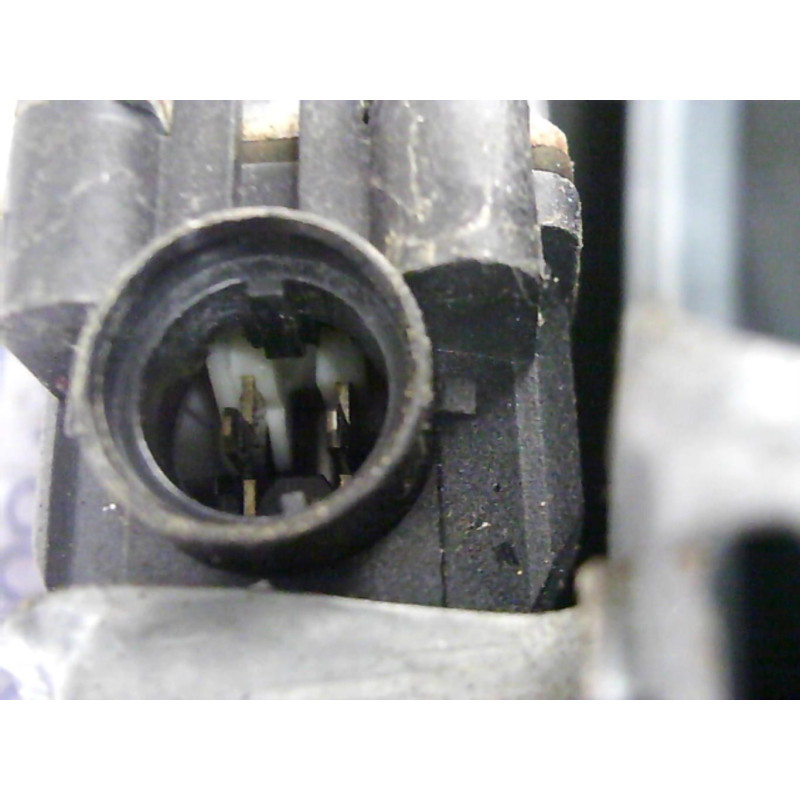 Leve vitre electrique arriere droit NISSAN PRIMERA 4 Photo n°2