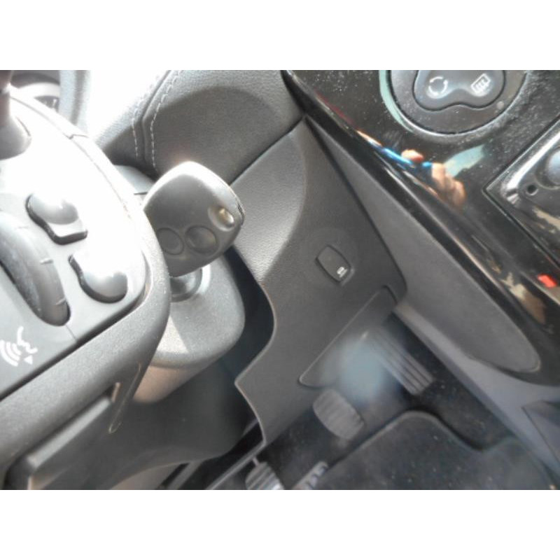 Ceinture arriere droit RENAULT CLIO 3 Photo n°12