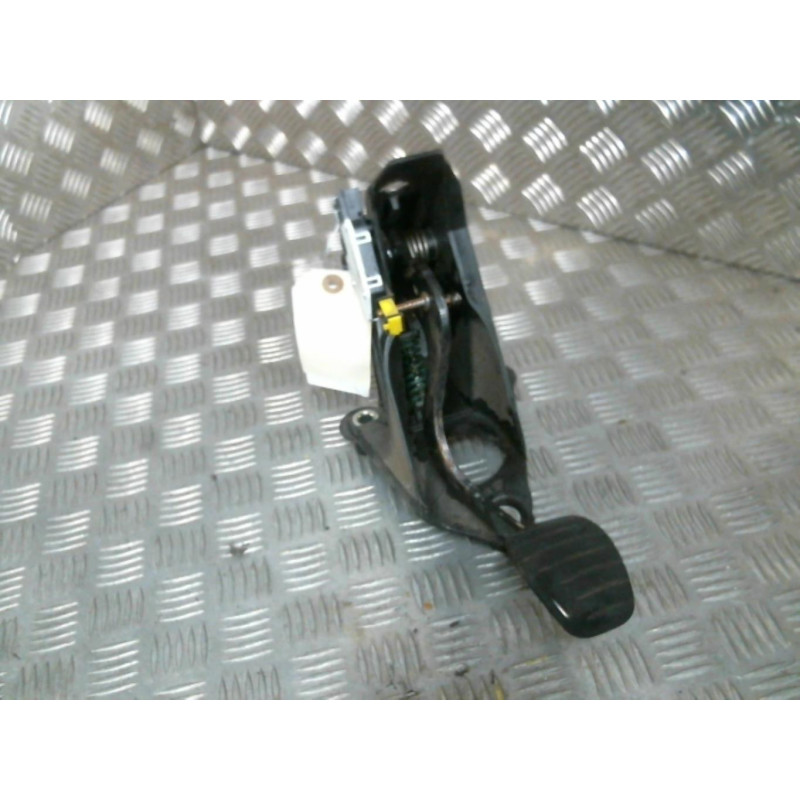 Pedale d'embrayage RENAULT VEL SATIS Photo n°1