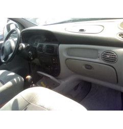 Crosse arriere droit RENAULT SCENIC 1