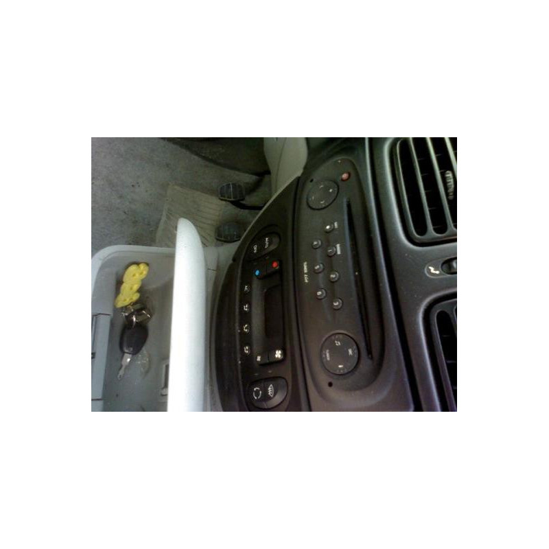 Crosse arriere droit RENAULT SCENIC 1 Photo n°7