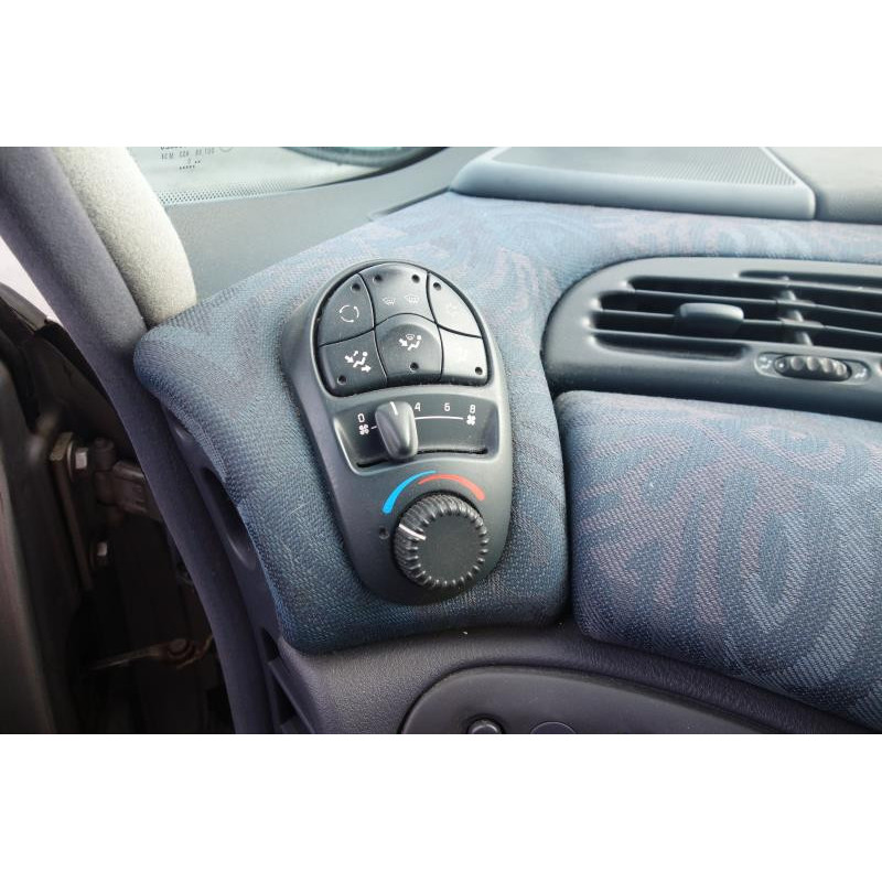 Porte avant droit RENAULT GRAND ESPACE 3 Photo n°8