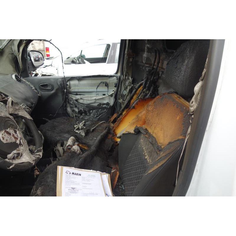 Fermeture de capot RENAULT KANGOO 2 Photo n°10