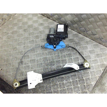Leve vitre electrique arriere droit AUDI A4 2 Photo n°1