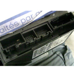 Leve vitre electrique arriere gauche AUDI A4 2 Photo n°1
