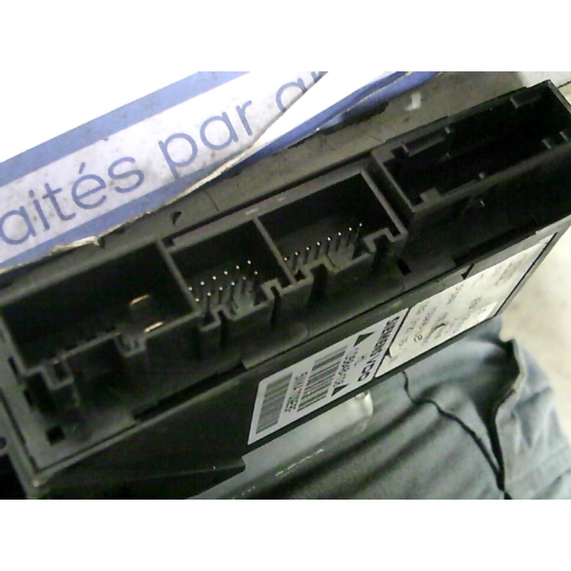 Leve vitre electrique arriere gauche AUDI A4 2 Photo n°1