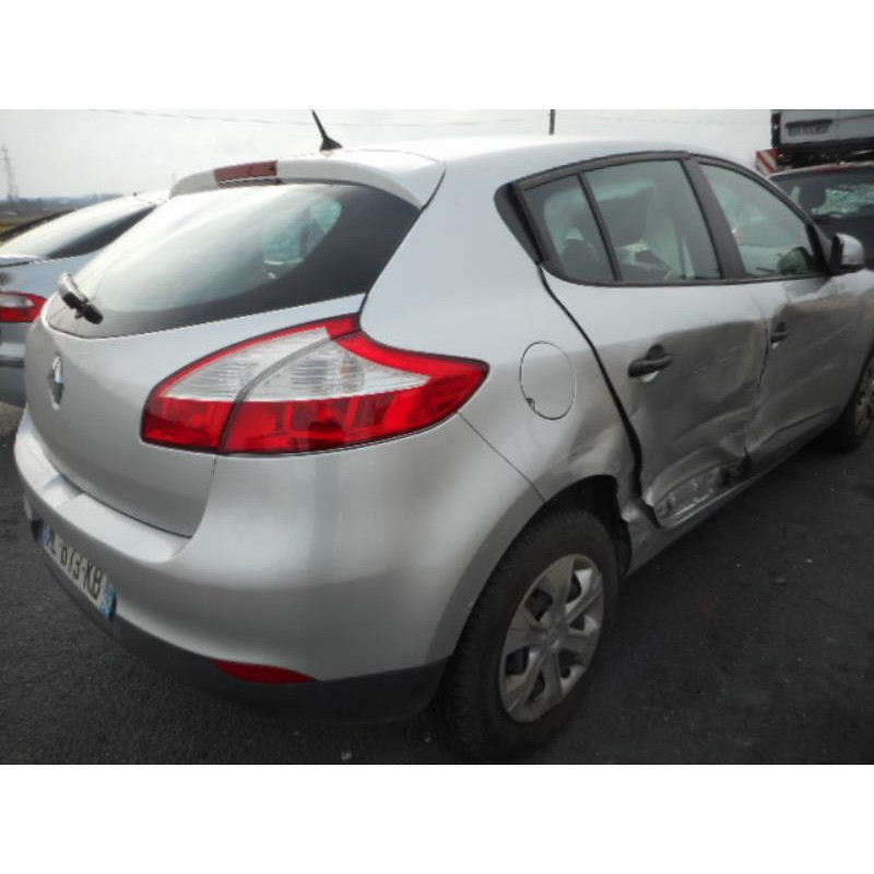 Pretensionneur de ceinture arriere gauche RENAULT MEGANE 3 Photo n°7