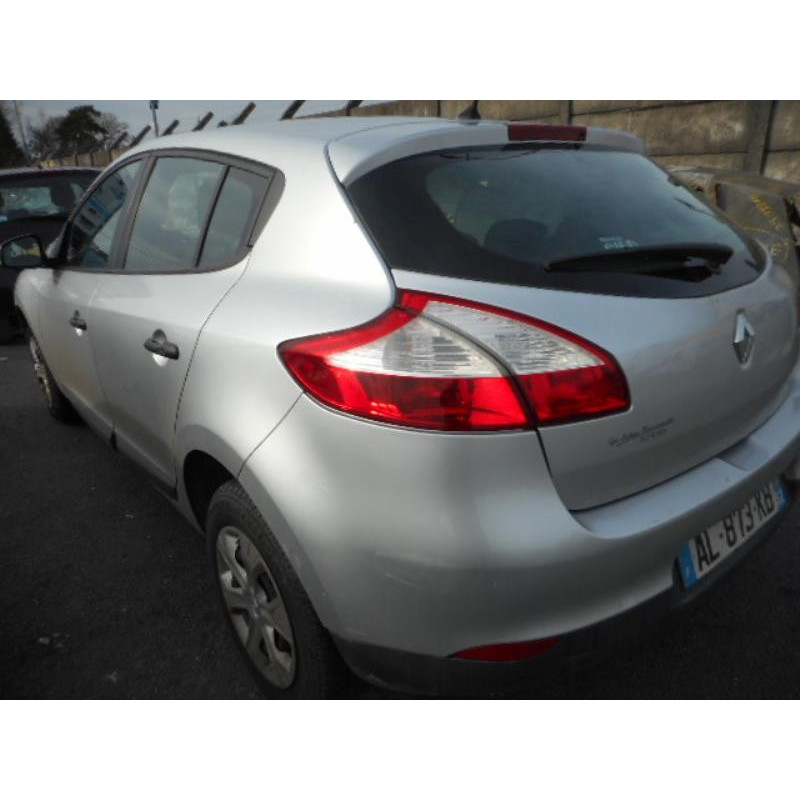 Pretensionneur de ceinture arriere gauche RENAULT MEGANE 3 Photo n°8