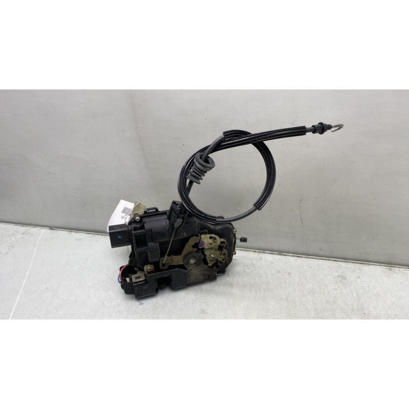Serrure avant droit VOLKSWAGEN NEW BEETLE 1 Photo n°3