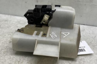 Serrure avant droit RENAULT MEGANE 1