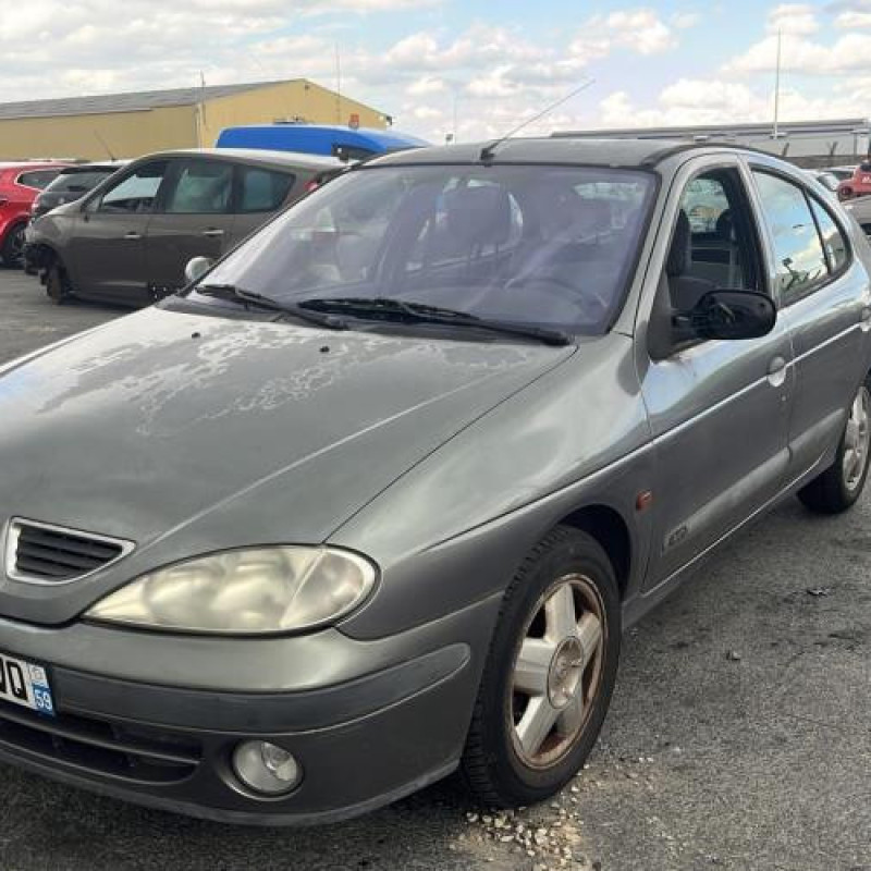 Serrure avant droit RENAULT MEGANE 1 Photo n°6