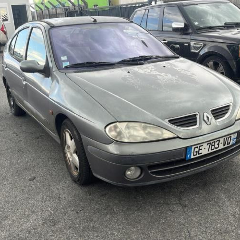 Serrure avant droit RENAULT MEGANE 1 Photo n°7