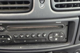 Serrure avant droit RENAULT MEGANE 1
