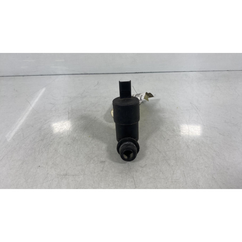 Pompe lave glace avant RENAULT MASTER 2 Photo n°1