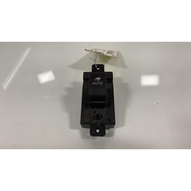Interrupteur de leve vitre arriere droit OPEL ANTARA Photo n°1