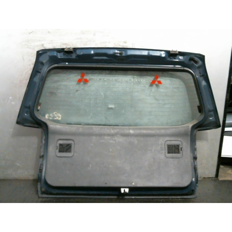 Malle/Hayon arriere MITSUBISHI SPACEWAGON 2 Photo n°4
