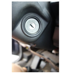 Malle/Hayon arriere MITSUBISHI SPACEWAGON 2