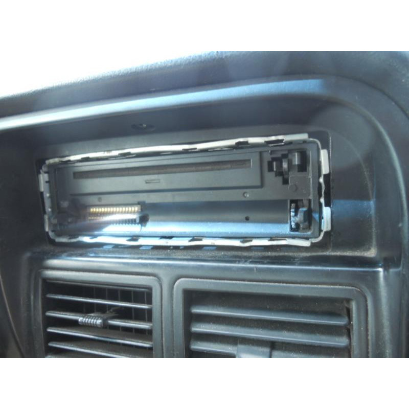 Porte avant gauche OPEL FRONTERA A Photo n°10