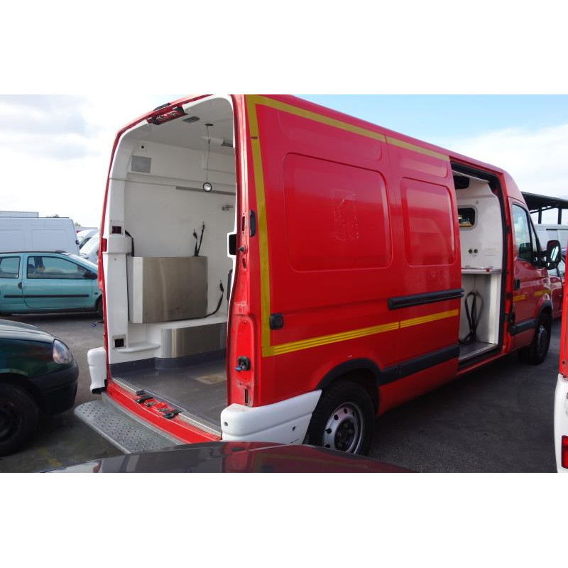 Crosse arriere droit RENAULT MASTER 2 Photo n°5
