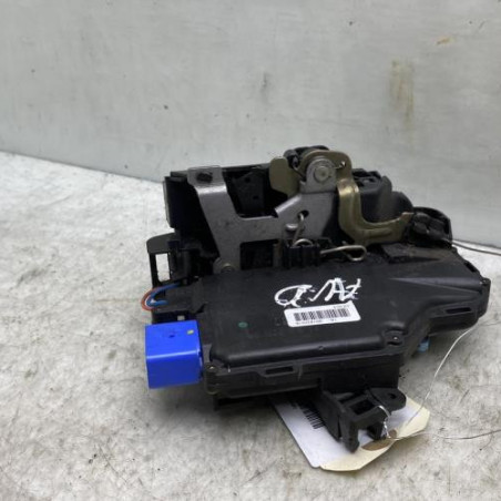 Serrure avant droit VOLKSWAGEN GOLF 5