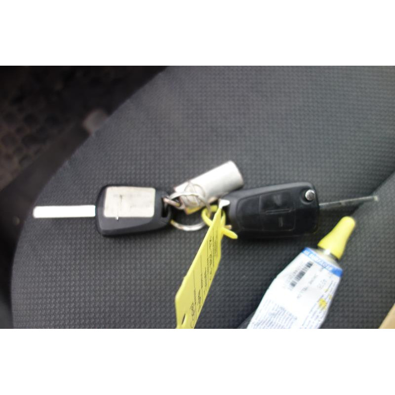 Ceinture arriere gauche OPEL ASTRA H Photo n°11
