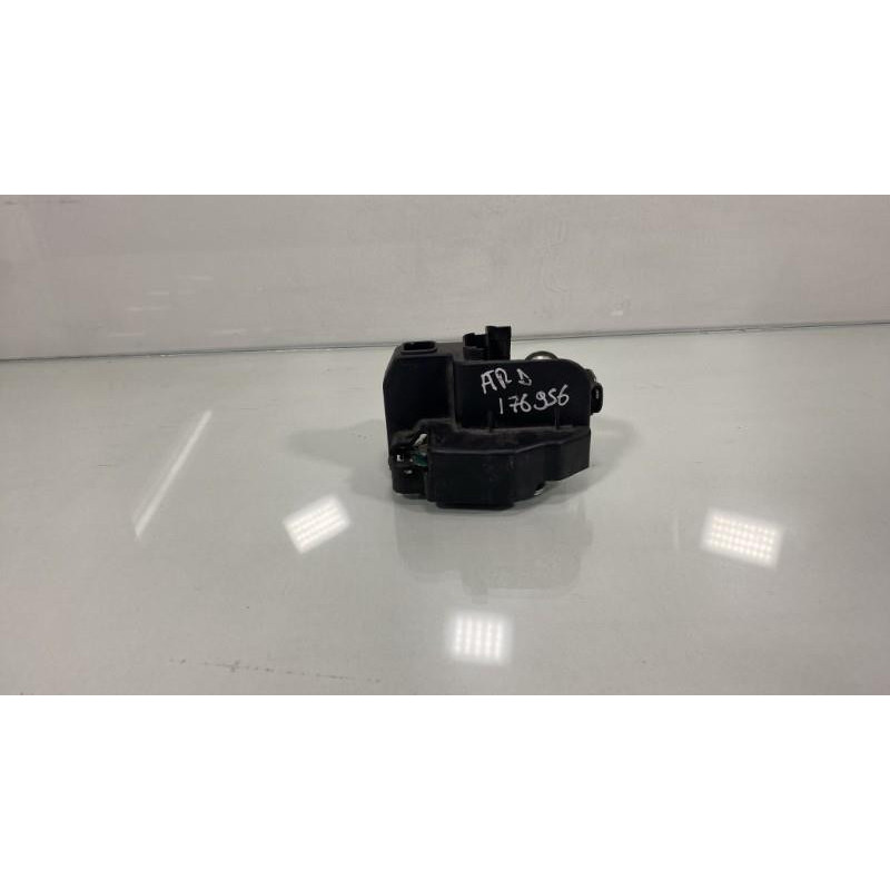 Serrure arriere droit KIA PICANTO 1 Photo n°1