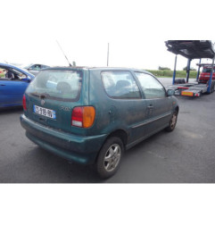 Serrure avant droit VOLKSWAGEN POLO 3