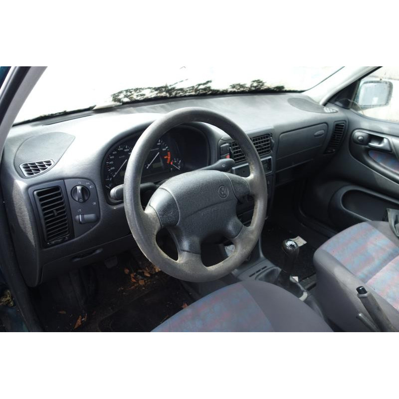 Serrure avant droit VOLKSWAGEN POLO 3 Photo n°8