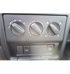 Serrure avant droit VOLKSWAGEN POLO 3