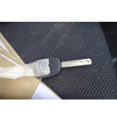Pretensionneur de ceinture avant droit PEUGEOT 207