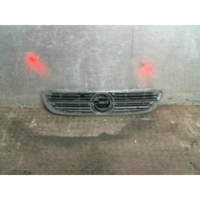 Calandre OPEL ZAFIRA A Photo n°2