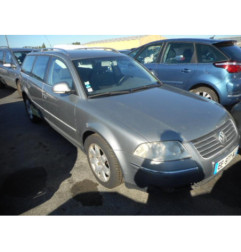 Anti brouillard droit (feux) VOLKSWAGEN PASSAT 4
