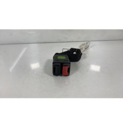 Attache ceinture arriere droit RENAULT MEGANE 1 Photo n°1