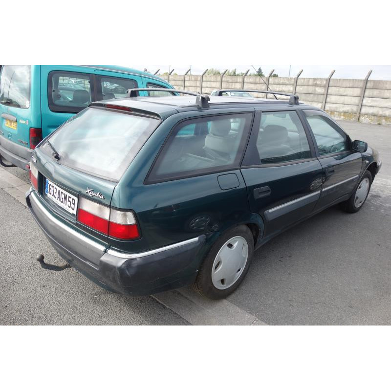 Malle/Hayon arriere CITROEN XANTIA Photo n°4