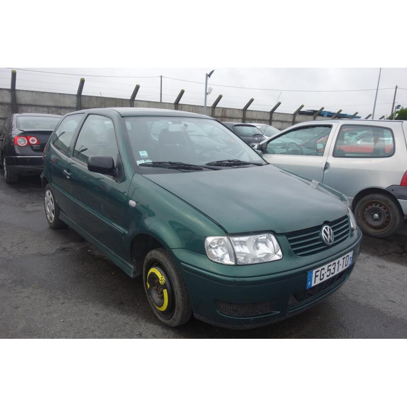Pretensionneur de ceinture avant gauche VOLKSWAGEN POLO 3 Photo n°5