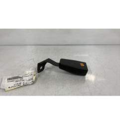 Attache ceinture arriere droit HYUNDAI COUPE 2