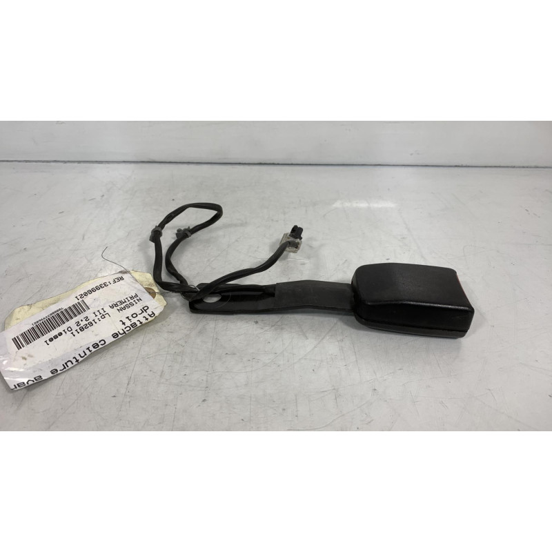 Attache ceinture avant droit NISSAN PRIMERA 4 Photo n°1