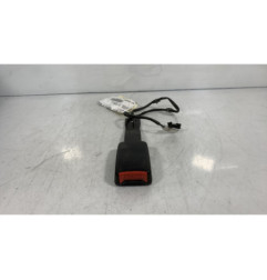 Attache ceinture avant droit NISSAN PRIMERA 4