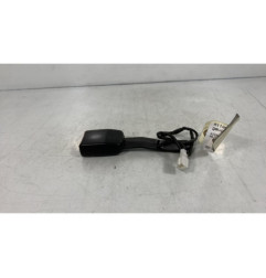 Attache ceinture avant gauche NISSAN PRIMERA 4